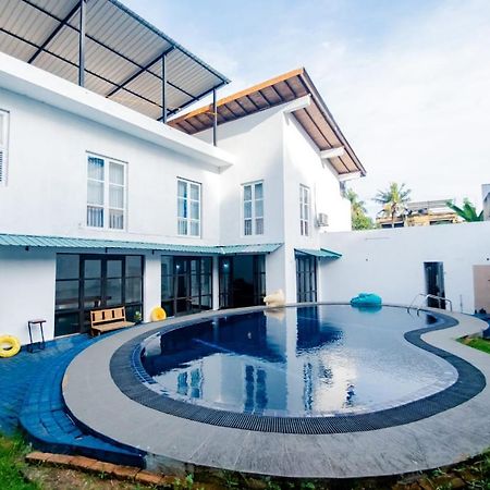 Hotel One Sixty Dehiwala-Mount Lavinia Dış mekan fotoğraf