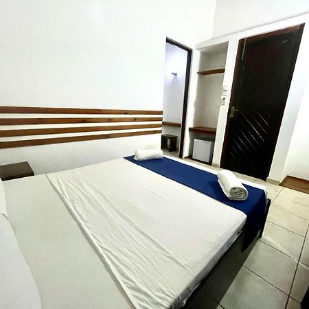Hotel One Sixty Dehiwala-Mount Lavinia Dış mekan fotoğraf
