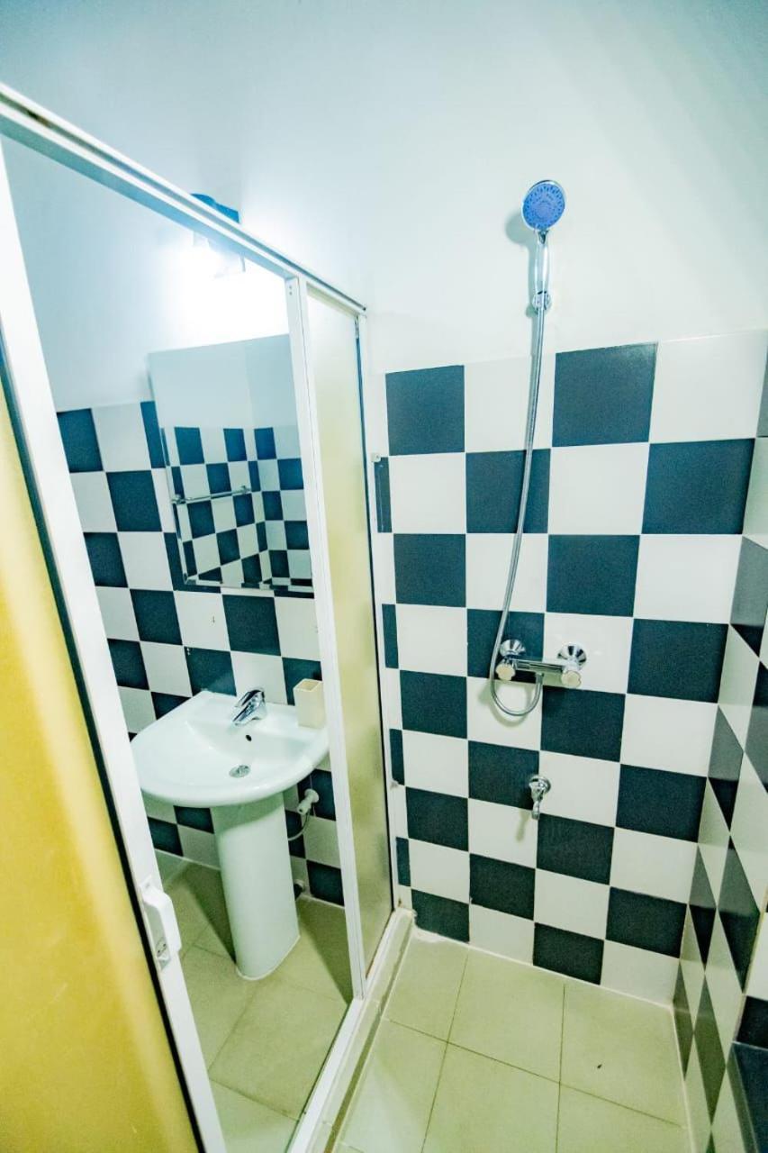 Hotel One Sixty Dehiwala-Mount Lavinia Dış mekan fotoğraf