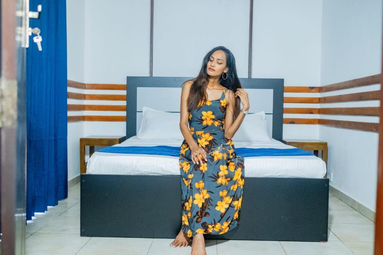 Hotel One Sixty Dehiwala-Mount Lavinia Dış mekan fotoğraf
