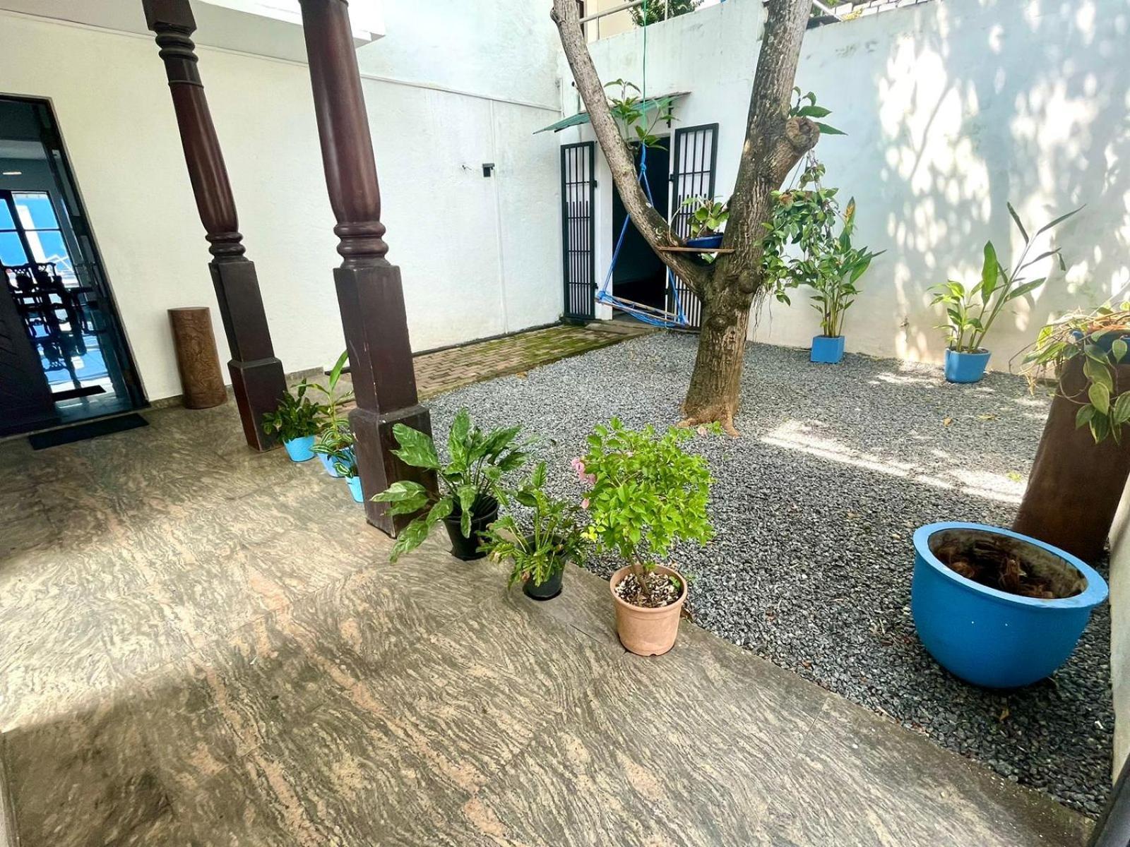 Hotel One Sixty Dehiwala-Mount Lavinia Dış mekan fotoğraf