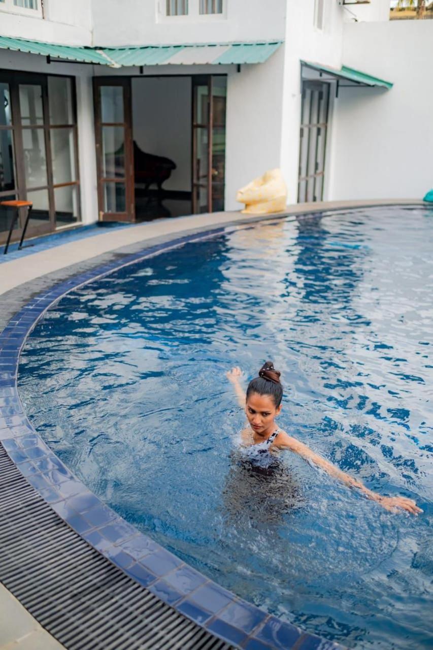 Hotel One Sixty Dehiwala-Mount Lavinia Dış mekan fotoğraf