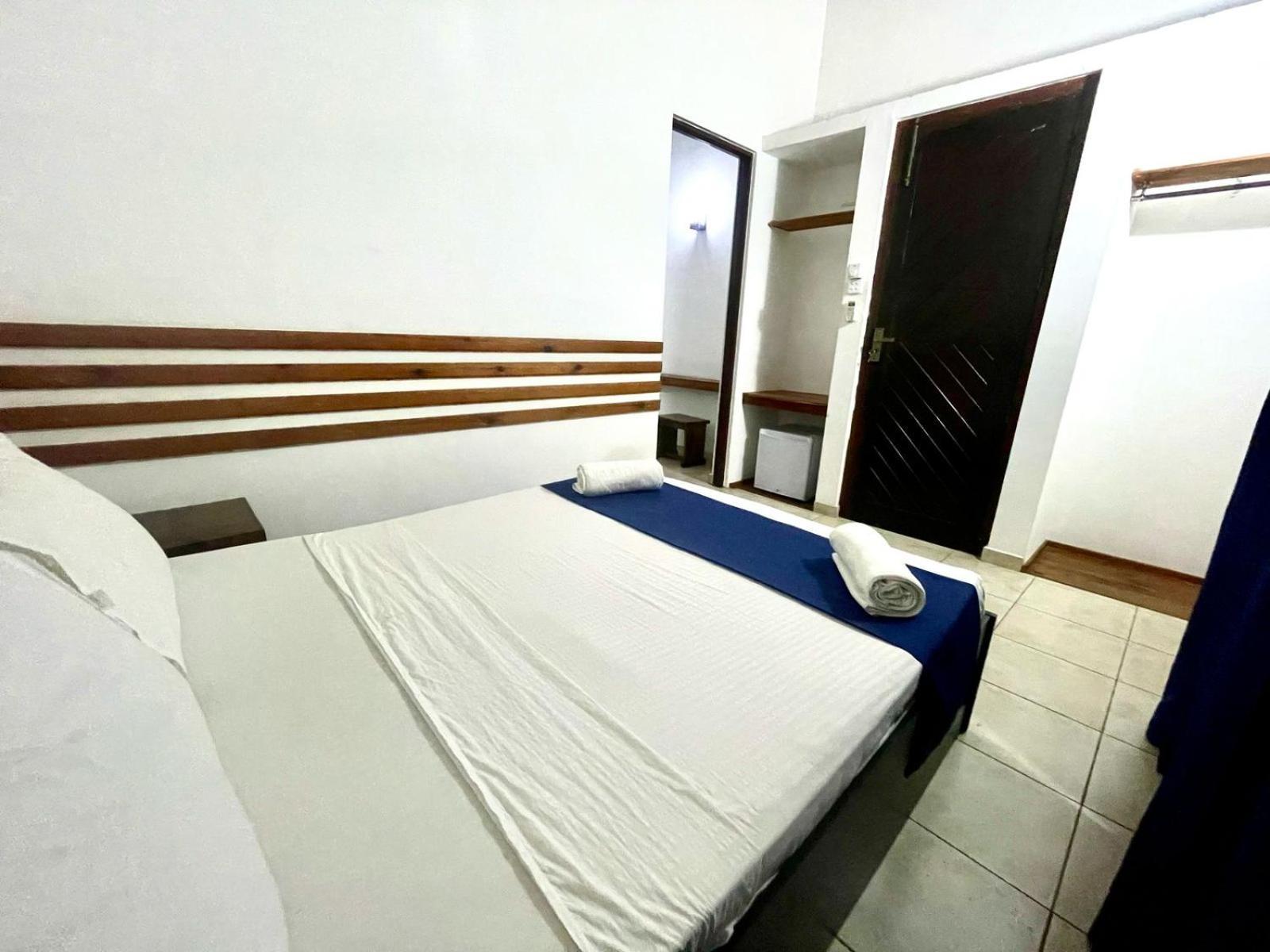 Hotel One Sixty Dehiwala-Mount Lavinia Dış mekan fotoğraf